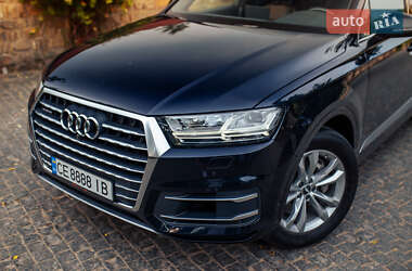 Внедорожник / Кроссовер Audi Q7 2017 в 