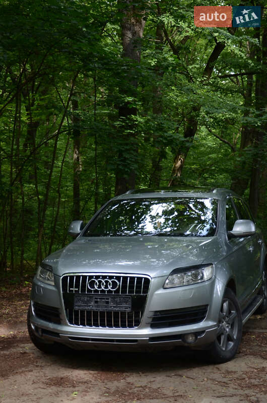 Внедорожник / Кроссовер Audi Q7 2006 в Черновцах