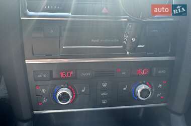 Внедорожник / Кроссовер Audi Q7 2012 в 