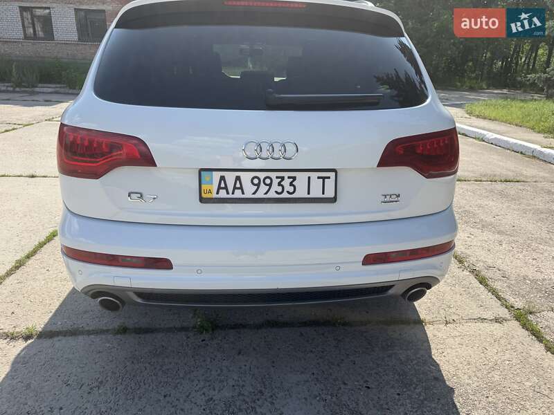 Внедорожник / Кроссовер Audi Q7 2012 в Киеве