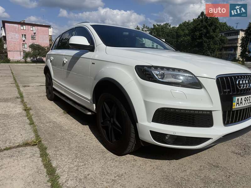 Внедорожник / Кроссовер Audi Q7 2012 в Киеве
