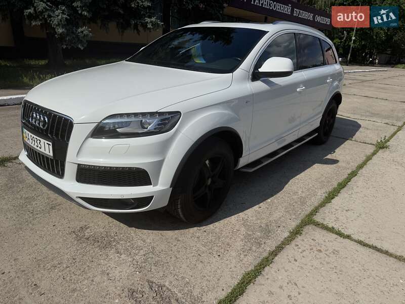Внедорожник / Кроссовер Audi Q7 2012 в Киеве