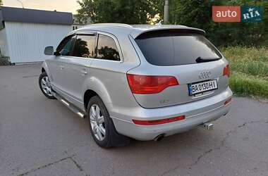 Внедорожник / Кроссовер Audi Q7 2008 в 