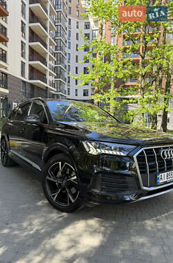 Позашляховик / Кросовер Audi Q7 2020 в Києві