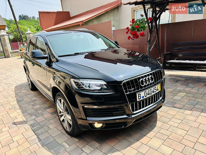 Внедорожник / Кроссовер Audi Q7 2015 в Нижней Апше