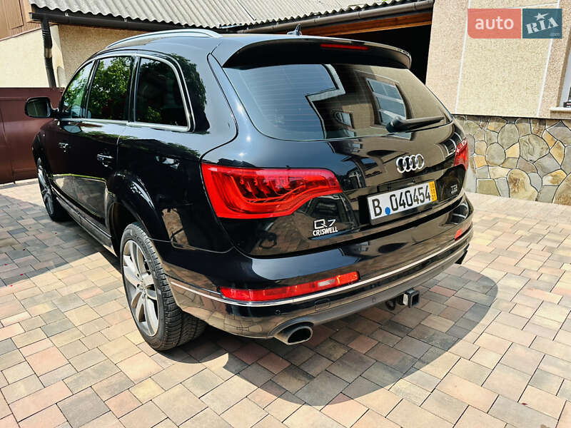 Внедорожник / Кроссовер Audi Q7 2015 в Нижней Апше