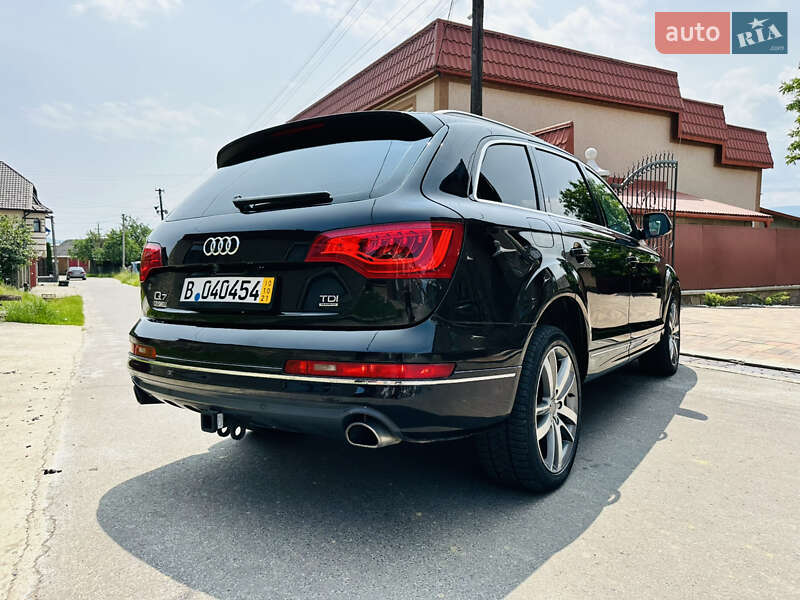 Внедорожник / Кроссовер Audi Q7 2015 в Нижней Апше
