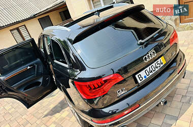 Внедорожник / Кроссовер Audi Q7 2015 в 