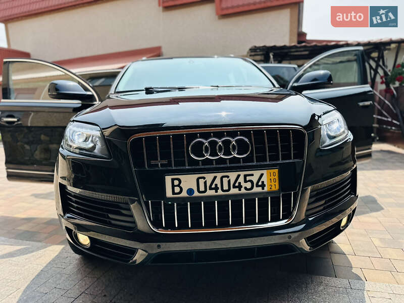 Внедорожник / Кроссовер Audi Q7 2015 в Нижней Апше