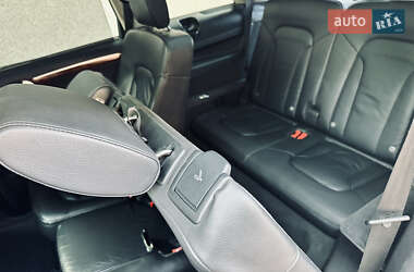 Внедорожник / Кроссовер Audi Q7 2015 в 