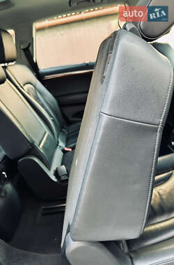 Внедорожник / Кроссовер Audi Q7 2015 в 