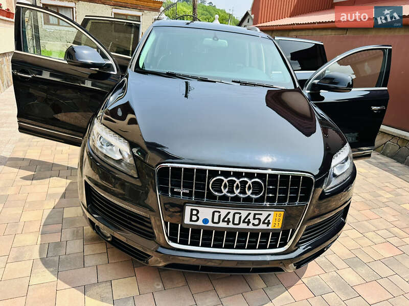 Внедорожник / Кроссовер Audi Q7 2015 в Нижней Апше