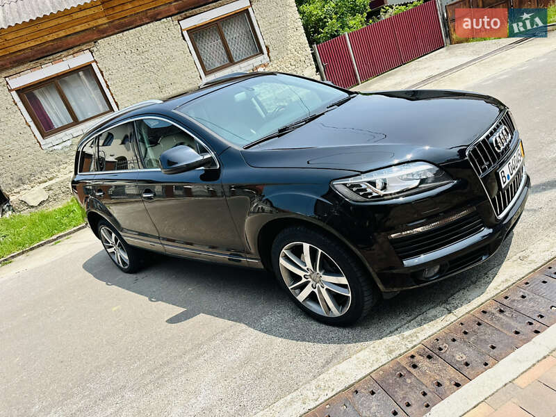Внедорожник / Кроссовер Audi Q7 2015 в Нижней Апше
