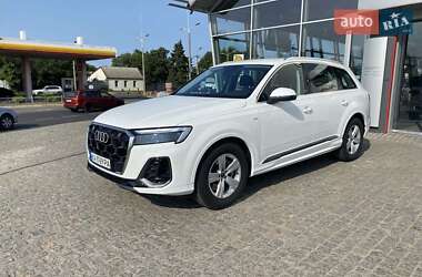 Внедорожник / Кроссовер Audi Q7 2025 в Днепре