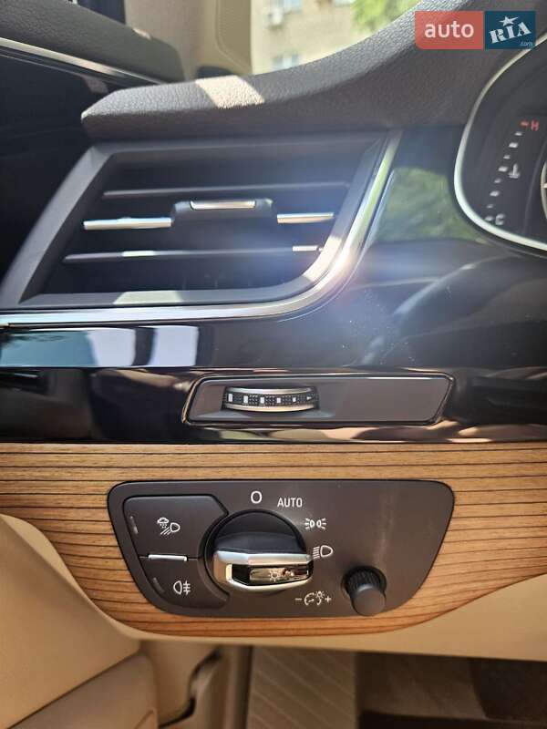 Внедорожник / Кроссовер Audi Q7 2016 в Днепре