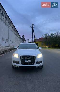 Внедорожник / Кроссовер Audi Q7 2011 в 