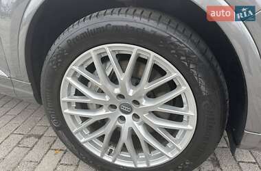 Внедорожник / Кроссовер Audi Q7 2016 в 