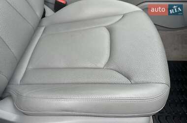 Внедорожник / Кроссовер Audi Q7 2016 в 