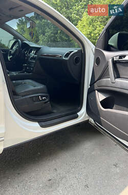 Внедорожник / Кроссовер Audi Q7 2012 в 