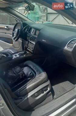 Внедорожник / Кроссовер Audi Q7 2008 в 