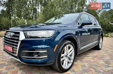 Внедорожник / Кроссовер Audi Q7 2018 в 