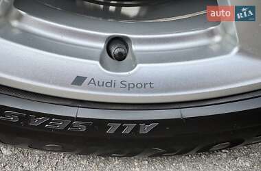 Внедорожник / Кроссовер Audi Q7 2018 в 