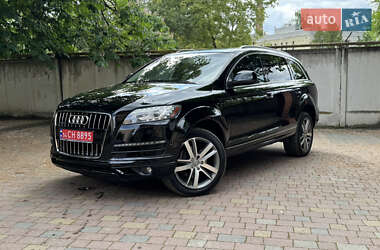 Позашляховик / Кросовер Audi Q7 2013 в 