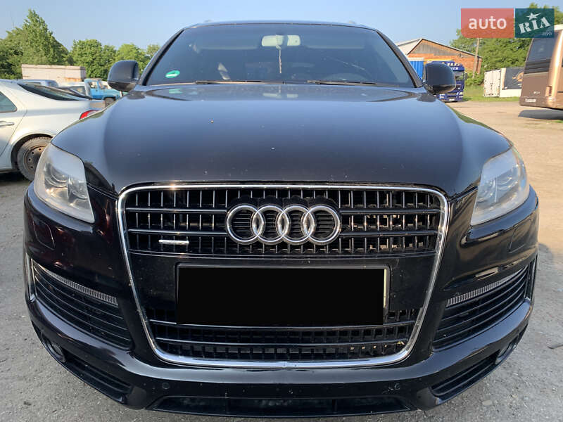 Внедорожник / Кроссовер Audi Q7 2006 в 
