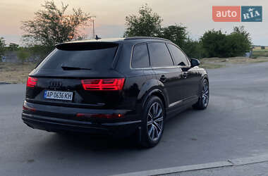 Внедорожник / Кроссовер Audi Q7 2018 в 