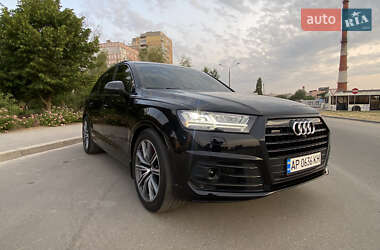 Внедорожник / Кроссовер Audi Q7 2018 в 