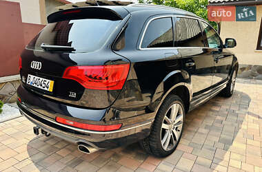 Внедорожник / Кроссовер Audi Q7 2015 в 