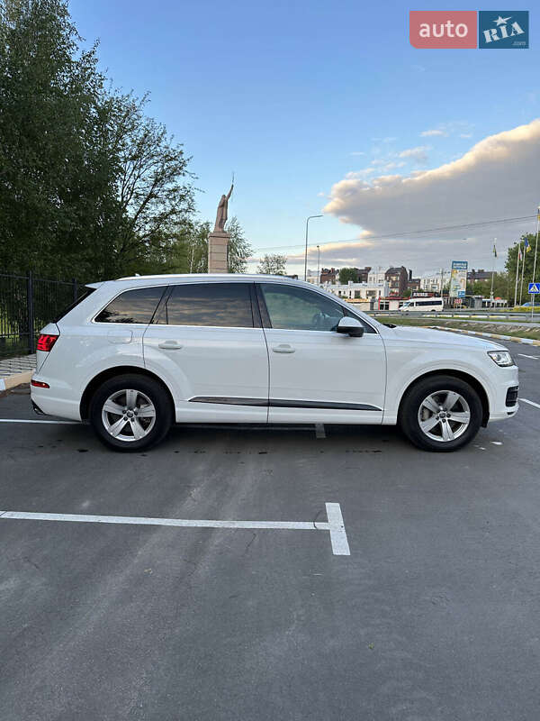 Внедорожник / Кроссовер Audi Q7 2018 в Белогородке