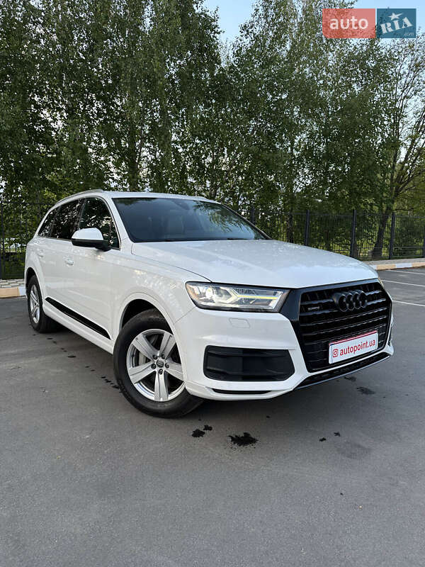 Внедорожник / Кроссовер Audi Q7 2018 в Белогородке