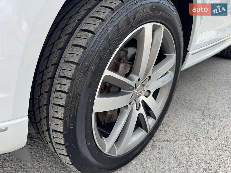 Внедорожник / Кроссовер Audi Q7 2015 в Тернополе