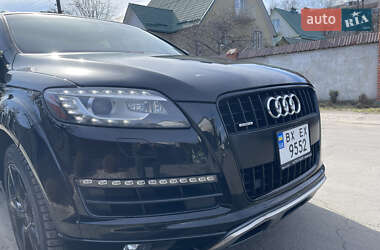 Внедорожник / Кроссовер Audi Q7 2014 в 