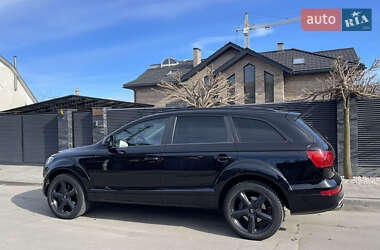 Внедорожник / Кроссовер Audi Q7 2014 в 