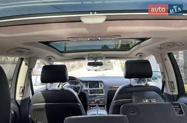 Внедорожник / Кроссовер Audi Q7 2014 в 