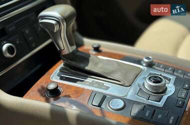 Внедорожник / Кроссовер Audi Q7 2013 в 