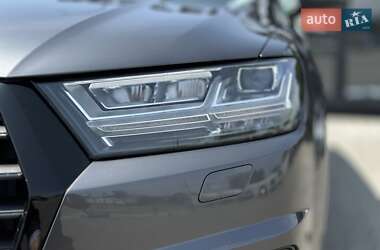 Внедорожник / Кроссовер Audi Q7 2019 в 