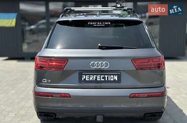Внедорожник / Кроссовер Audi Q7 2019 в 