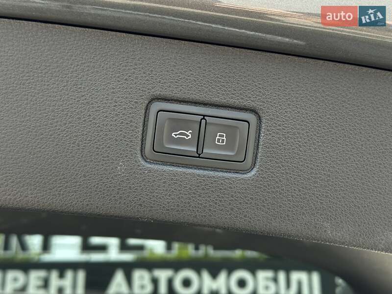 Внедорожник / Кроссовер Audi Q7 2019 в Черновцах