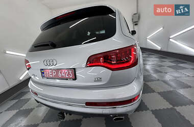 Позашляховик / Кросовер Audi Q7 2013 в 
