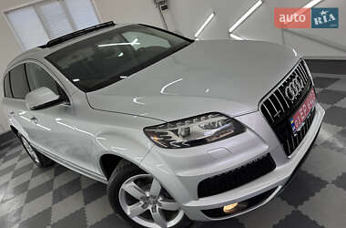 Позашляховик / Кросовер Audi Q7 2013 в 