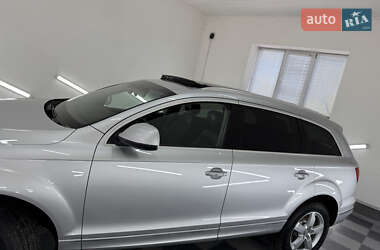 Позашляховик / Кросовер Audi Q7 2013 в 