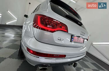 Позашляховик / Кросовер Audi Q7 2013 в 