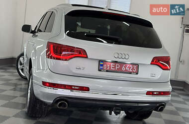 Позашляховик / Кросовер Audi Q7 2013 в 
