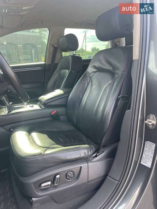 Позашляховик / Кросовер Audi Q7 2009 в Києві