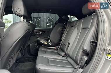 Внедорожник / Кроссовер Audi Q7 2020 в 