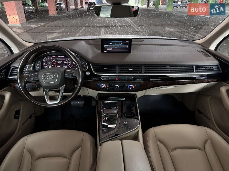 Внедорожник / Кроссовер Audi Q7 2018 в Киеве