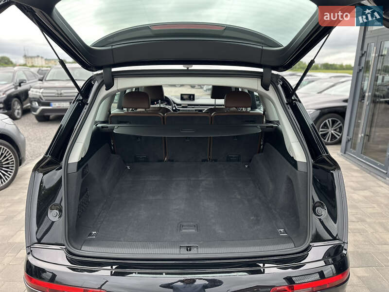 Внедорожник / Кроссовер Audi Q7 2017 в Ровно фото 26 Внедорожник / Кроссовер Audi Q7 2017 в Ровно